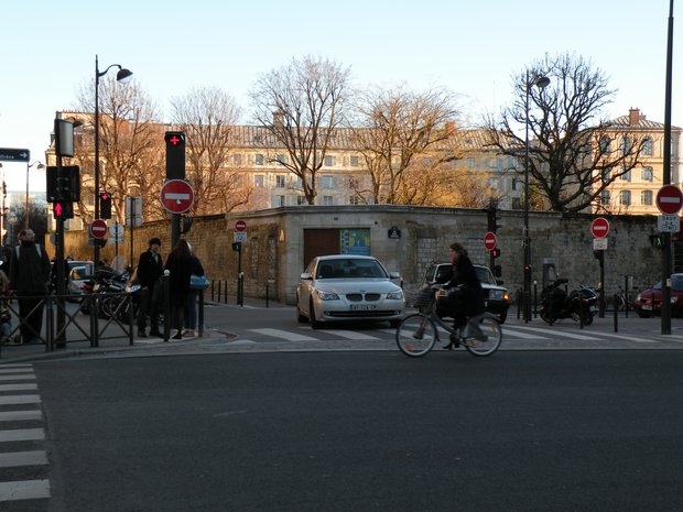  Institut des jeunes Sourds 